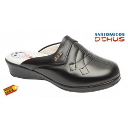 D ́CHUS 6020: BLACK LEATHER ANATOMICAL CLOG.