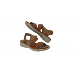 WIDE BROWN SANDAL