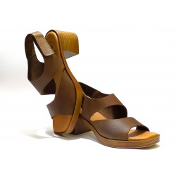 LEATHER HEEL SANDAL: 15069