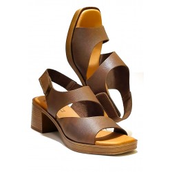 LEATHER HEEL SANDAL: 15069