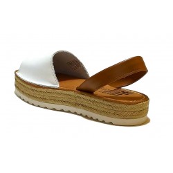 MENORQUINA AVARCA NATURAL LEATHER PLATFORM IN WHITE 9201.