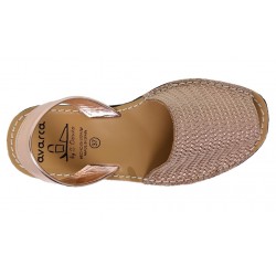 MENORQUINA: 522AV LOW SANDAL NATURAL LEATHER IN PINK.