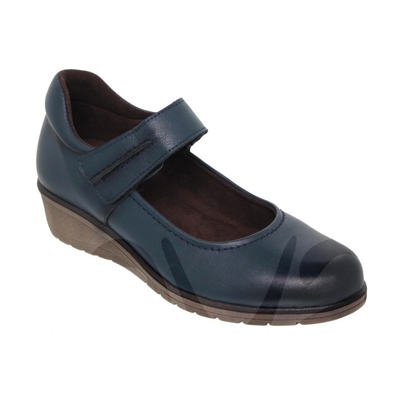 ZAPATO CERRADO CUÑA VELCRO PIEL COLOR AZUL. ZAPATO CERRADO CUÑA VELCRO PIEL COLOR AZUL.